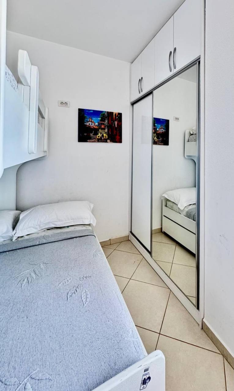 Del Mar Sea View Apartment Σαράντα Εξωτερικό φωτογραφία