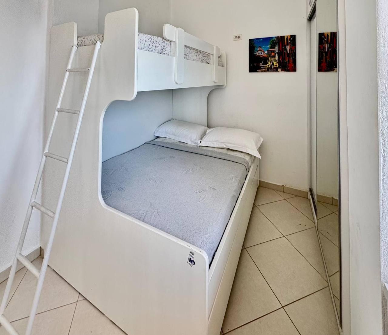 Del Mar Sea View Apartment Σαράντα Εξωτερικό φωτογραφία